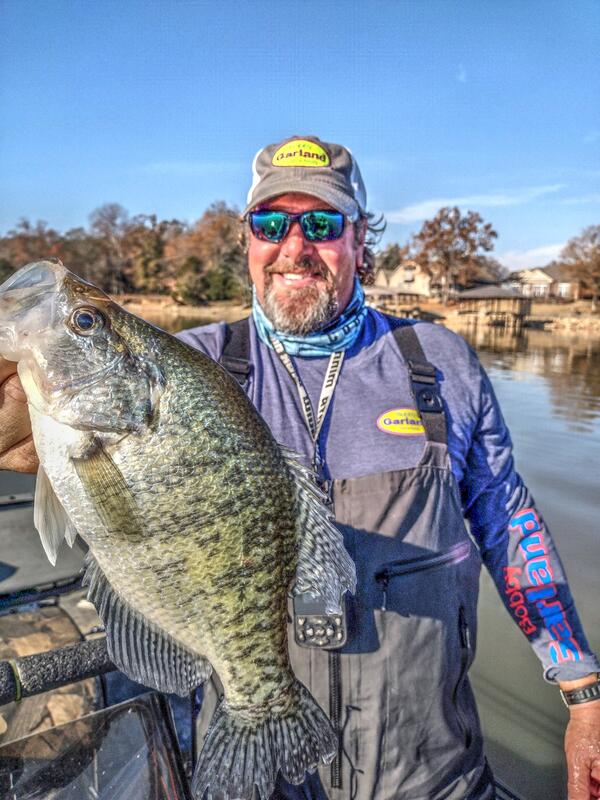 Name:  Alabama fishing guide Lee Pitts shows off a nice fall crappie. .jpg
Views: 291
Size:  88.7 KB